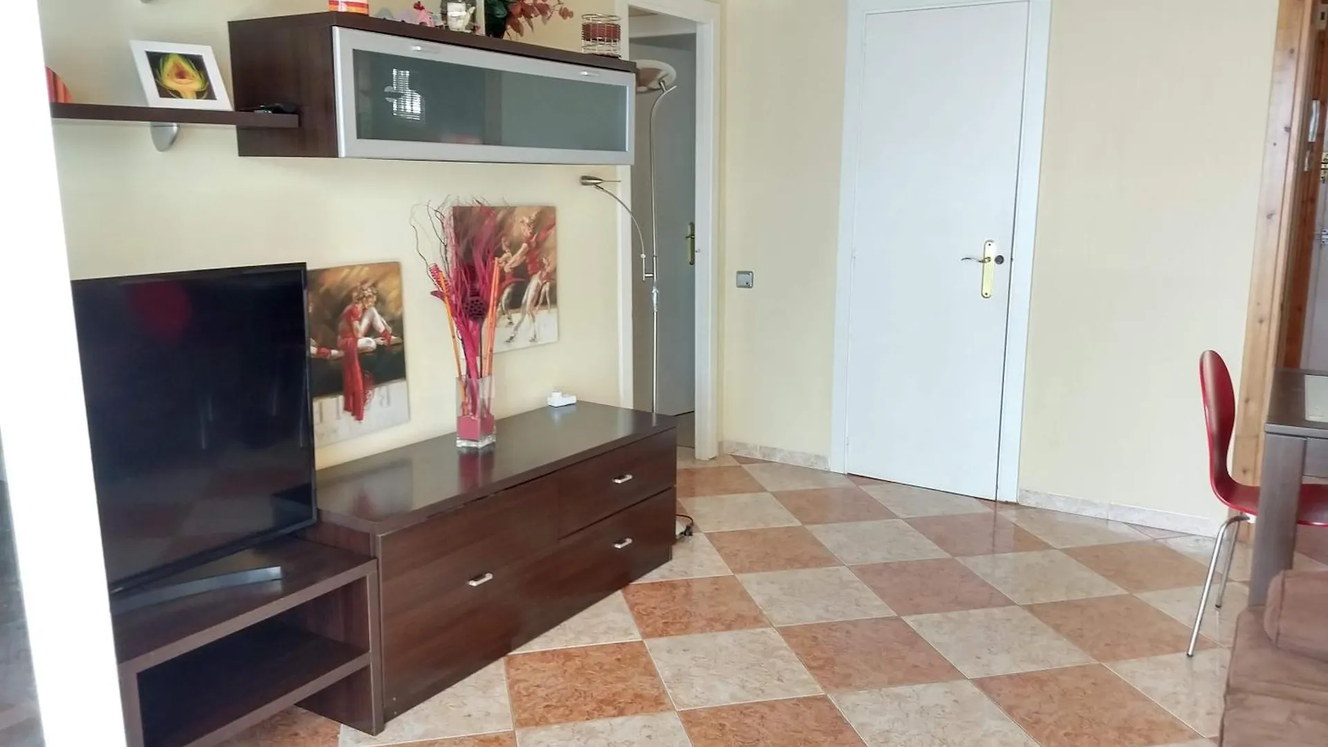 Estupendo Apartamento En El Edificio Dms1 En La Pineda Ισπανία