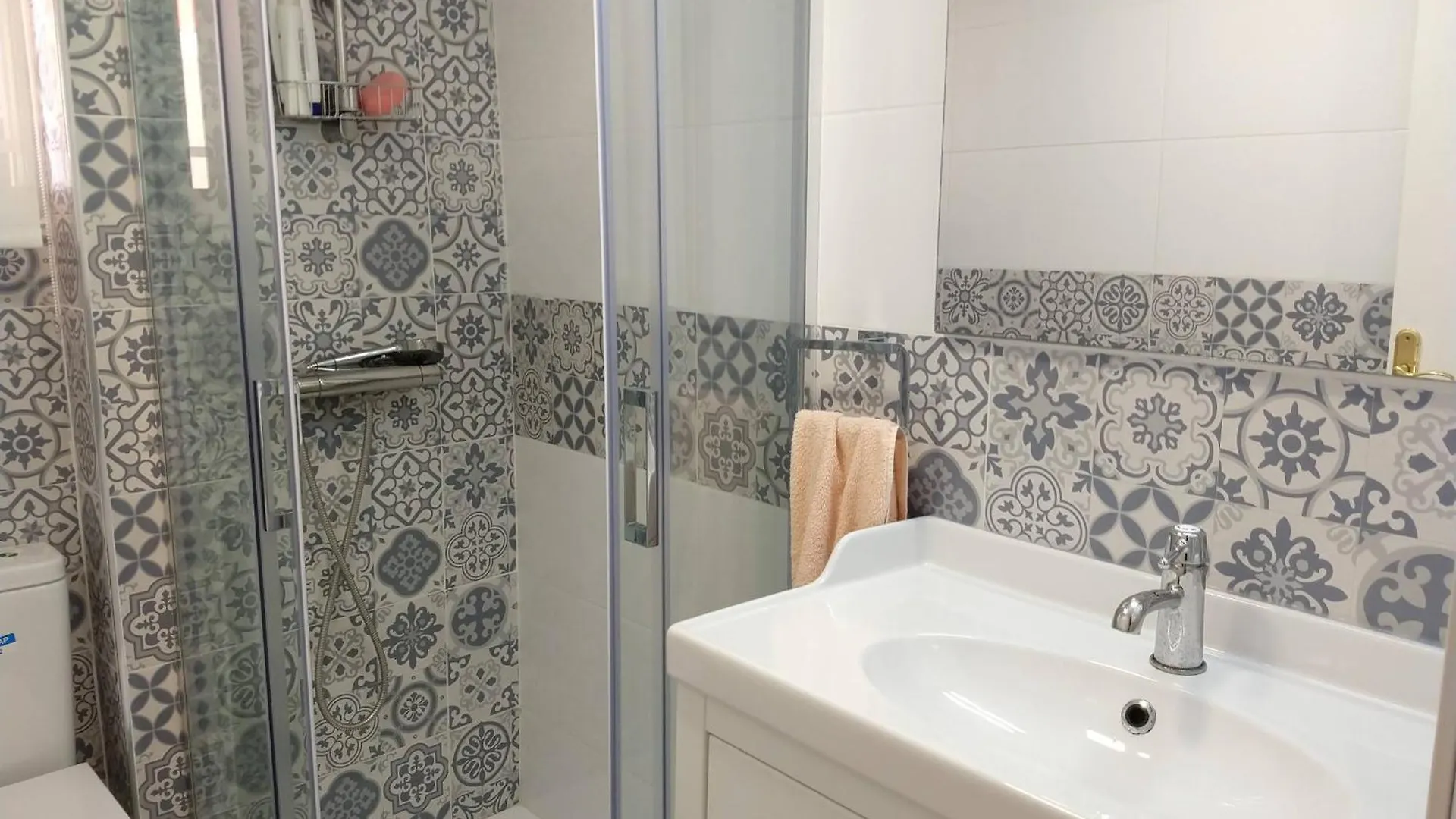 Estupendo Apartamento En El Edificio Dms1 En La Pineda 0*,  Ισπανία